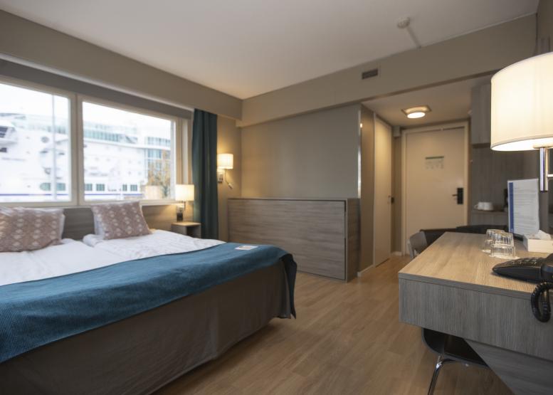 Sea View-rum på Hotell Adlon.